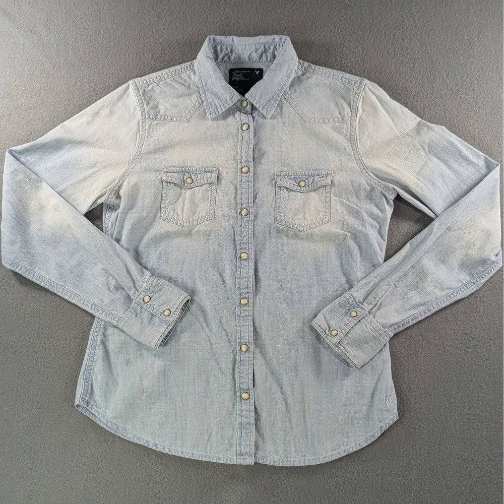 American Eagle Womens Western Denim Snap Front Shirt Size M Light Wash Blue